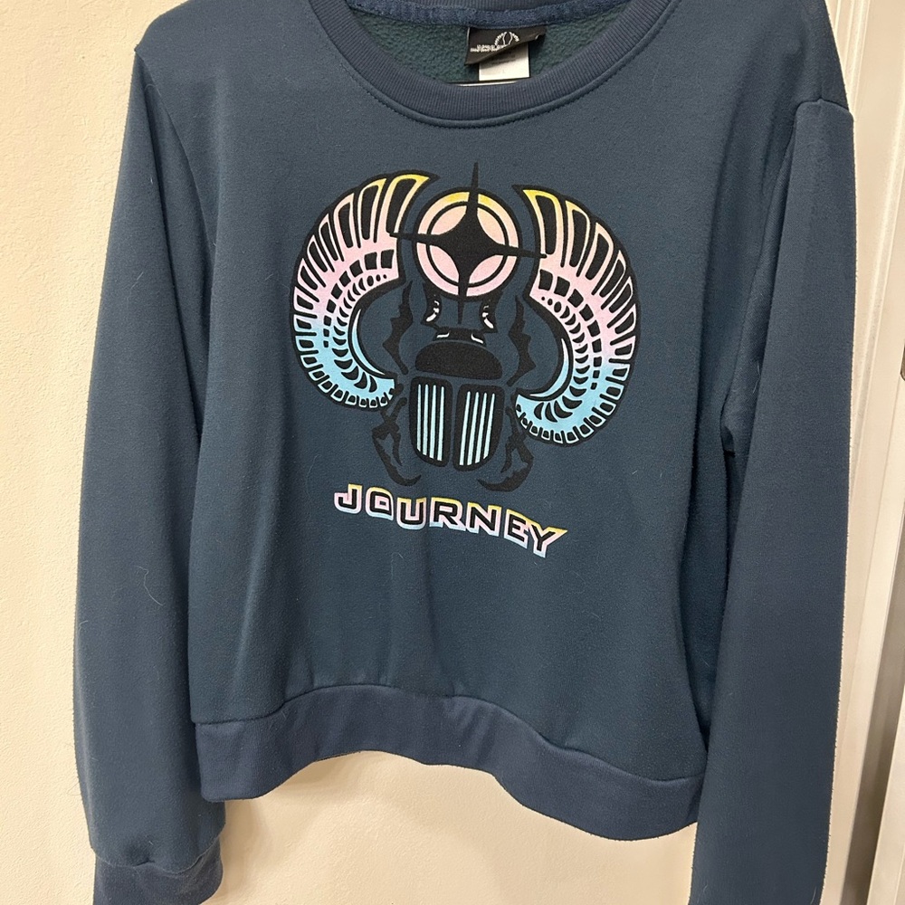 Journey “Don’t Stop Believin’” Graphic Cropped Sweatshirt – Size L